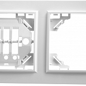  PFR00-9002-01 Рамка двухместная горизонтальная, белая