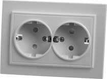 PST16-9014-01 Розетка STEKKER 2-местная, с/з, 220V, 16А, с шторкой, белая, серия Эрна